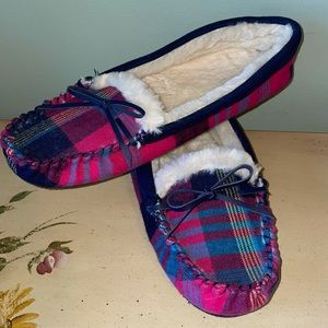 Dearfoams Pink Blue Plaid Flannel Faux Fur Loafer Moccasin Slippers XL NEW
